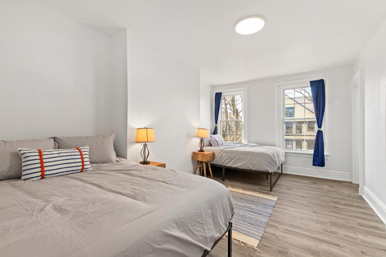 Orange Oasis In The Heart Of East Rock With Free Parking Near Dt And Yale Apartment New Haven Exterior photo